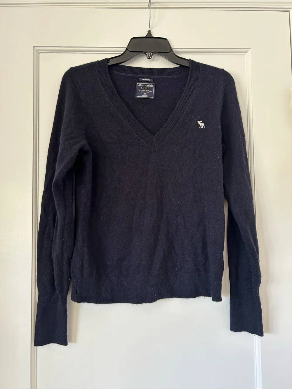 Abercrombie & Fitch 100% Cashmere V-Neck Sweater navy Size M pullover preppy